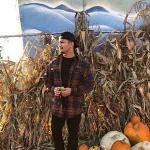 Meet your Posher, Marcos